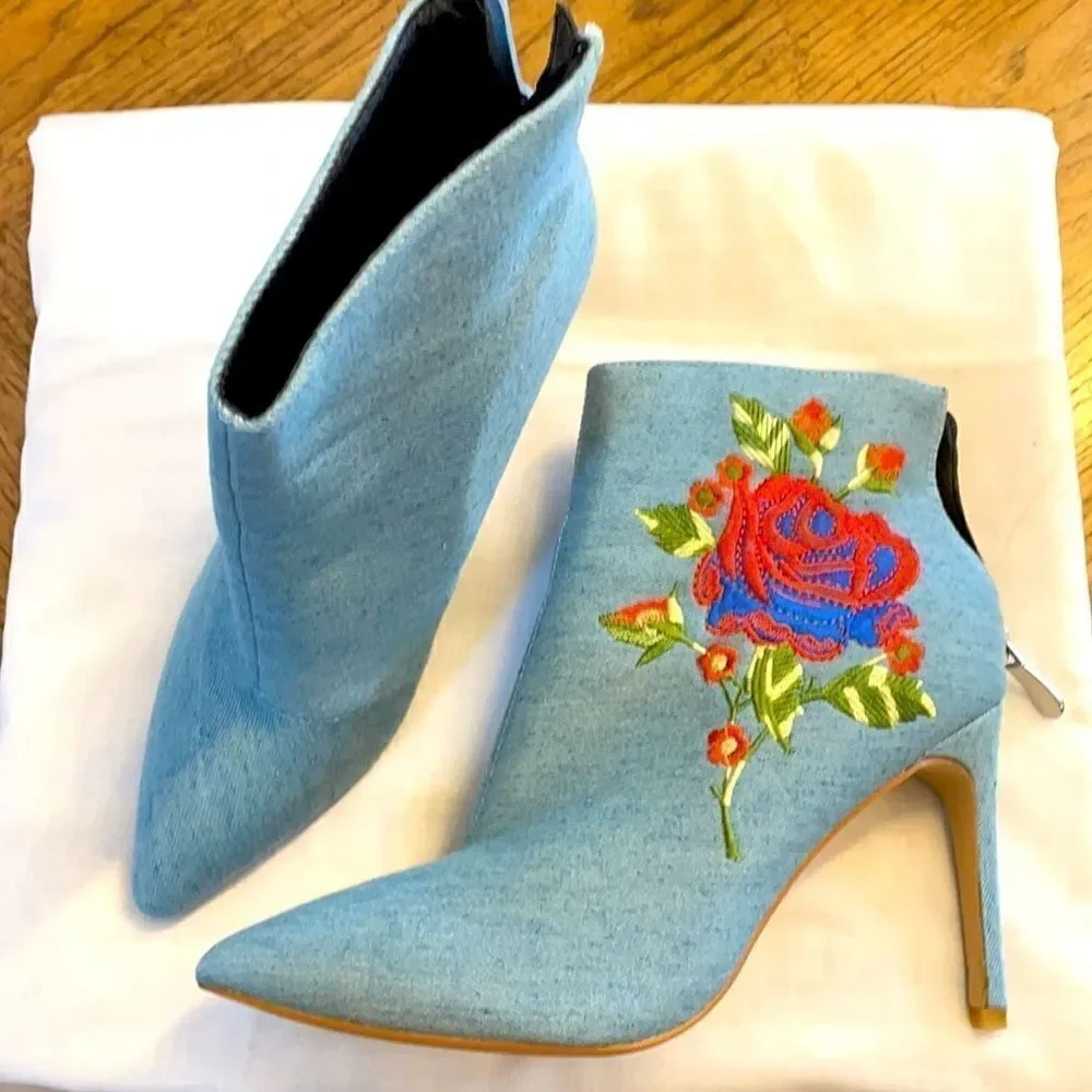 CAPE ROBBIN DENIM BOOTIES. NEW - Picture 1 of 6